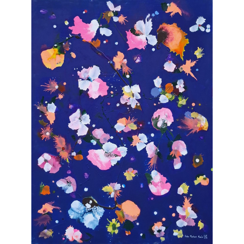 Obra con flores abstractas sobre fondo azul profundo de Martinez Marín (Mainman) por Ici et Là