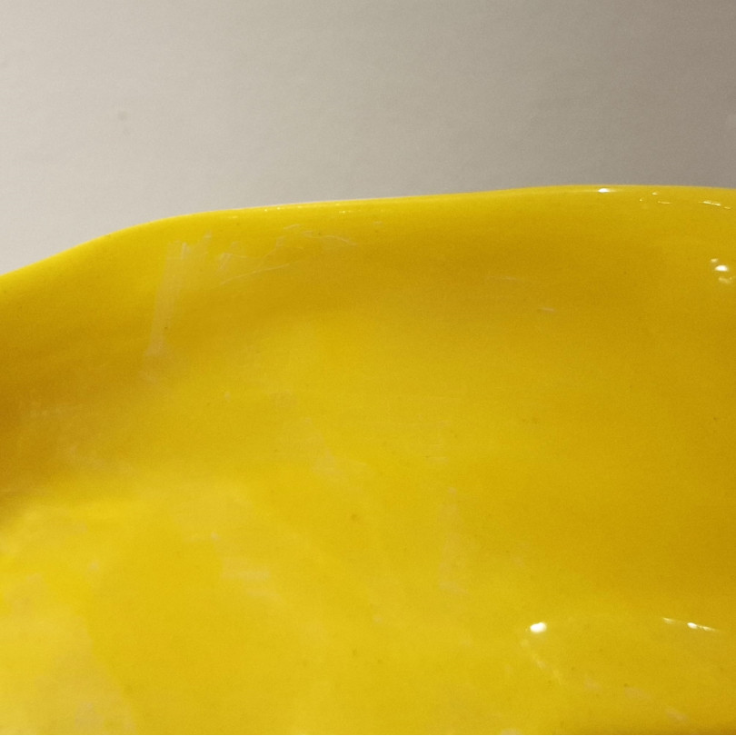 Lámpara de pie en ceramica, con forma de Totem