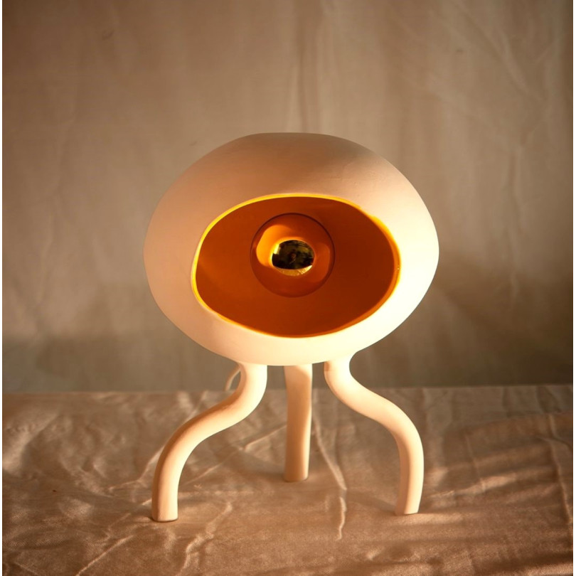 TARTALO : lampe de table en céramique blanche au design original