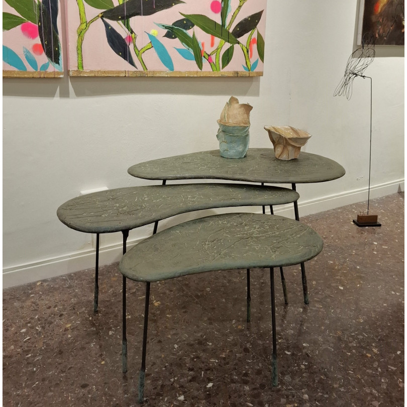 GALETS set de trois tables basses gigognes design