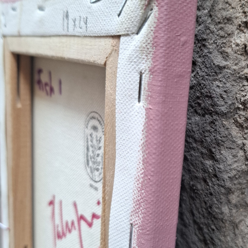 petit tableau d'une crevette et fleurs sur fond rose de Fabrizzi